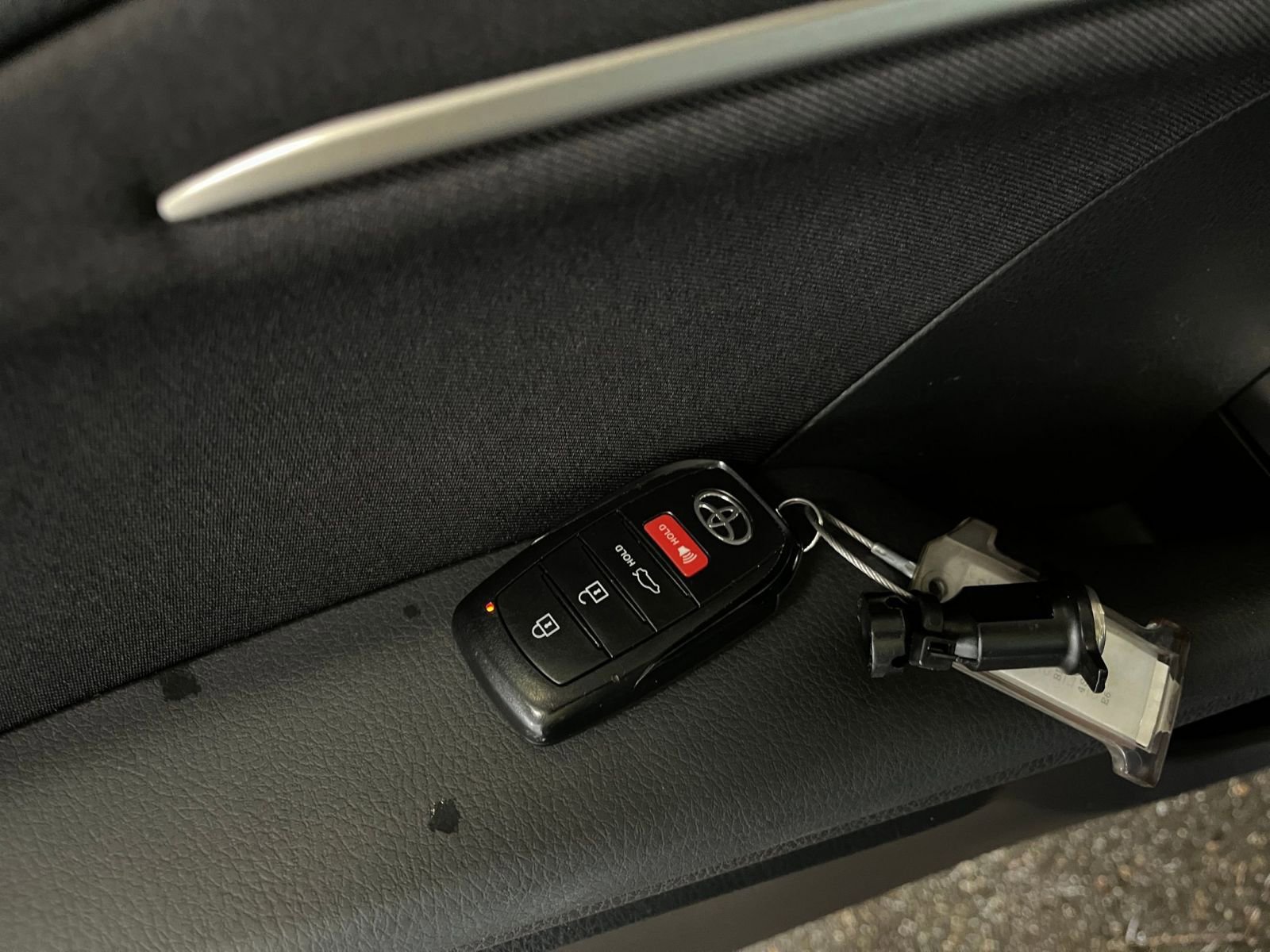 Thumbnail: 2025 Toyota Camry - 21