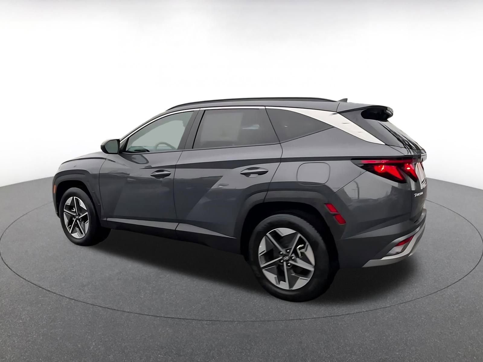 Thumbnail: 2025 Hyundai Tucson - 10