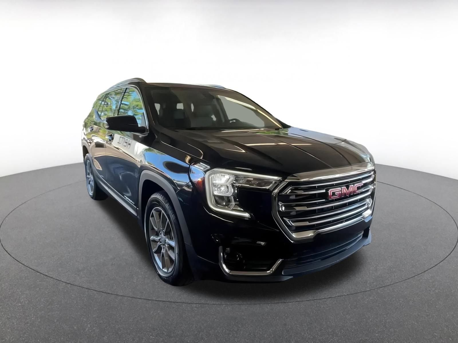 Thumbnail: 2024 GMC Terrain - 3