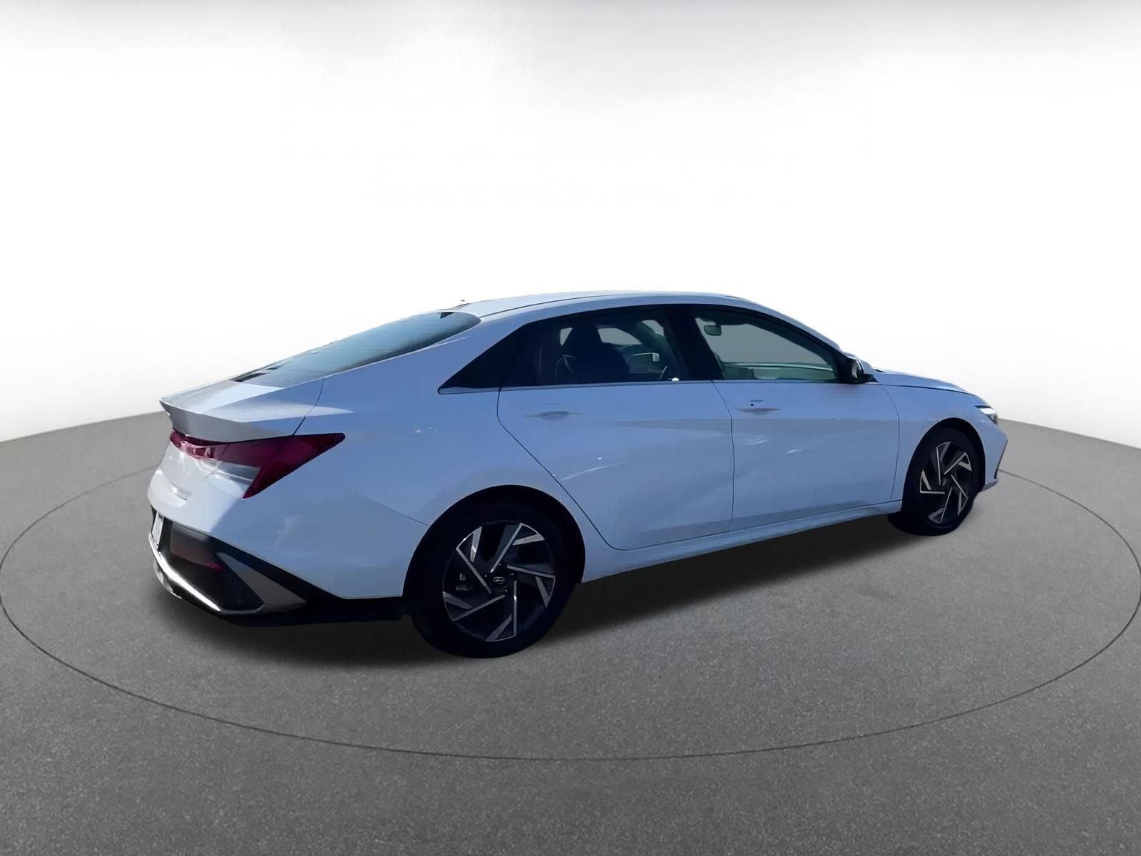 Thumbnail: 2025 Hyundai Elantra - 14