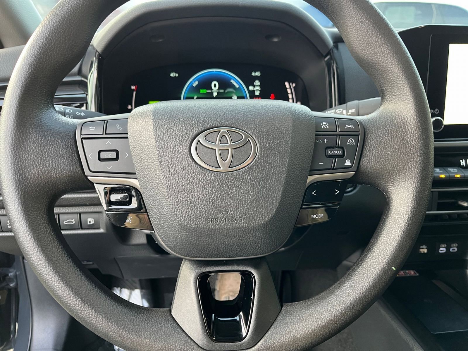 Thumbnail: 2025 Toyota Camry - 28