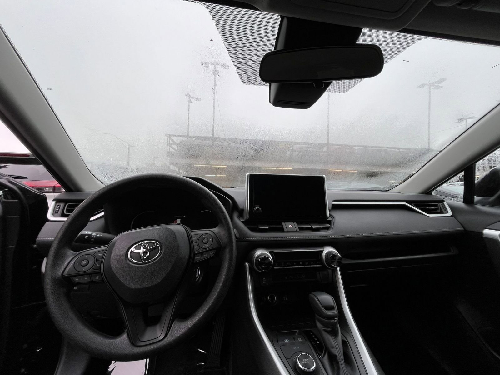 Thumbnail: 2025 Toyota RAV4 - 33