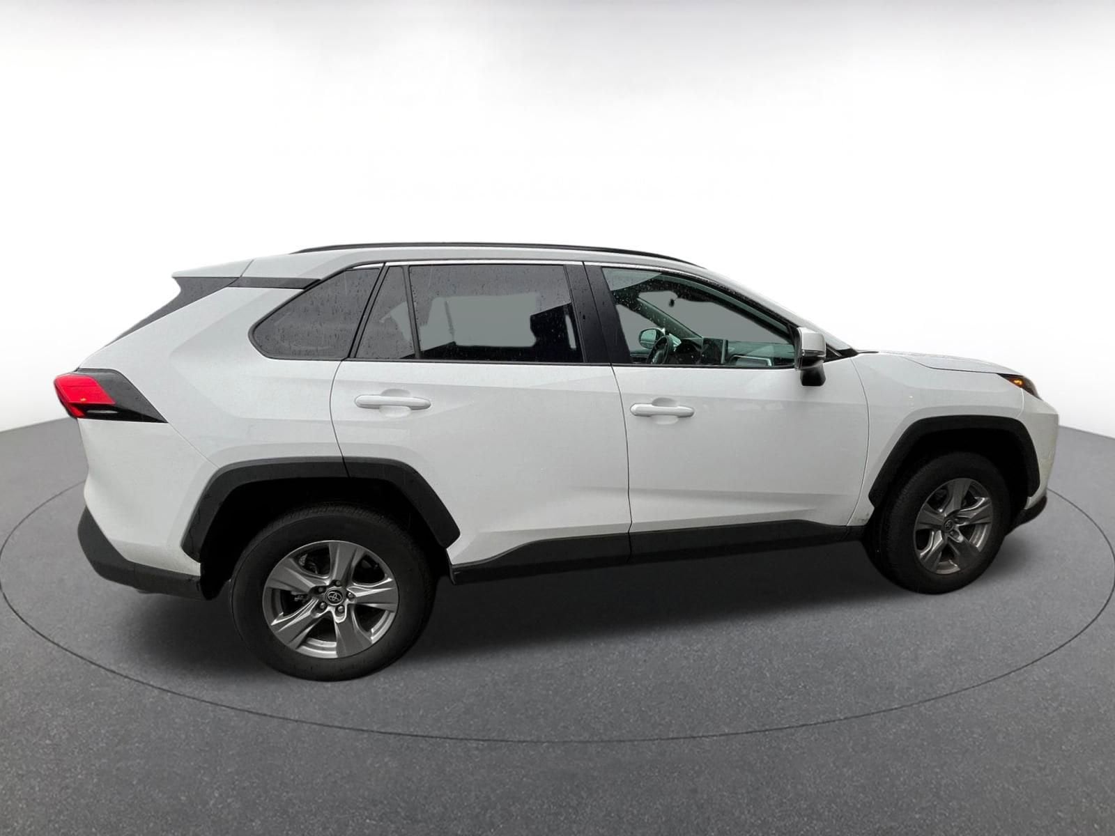 Thumbnail: 2025 Toyota RAV4 - 8