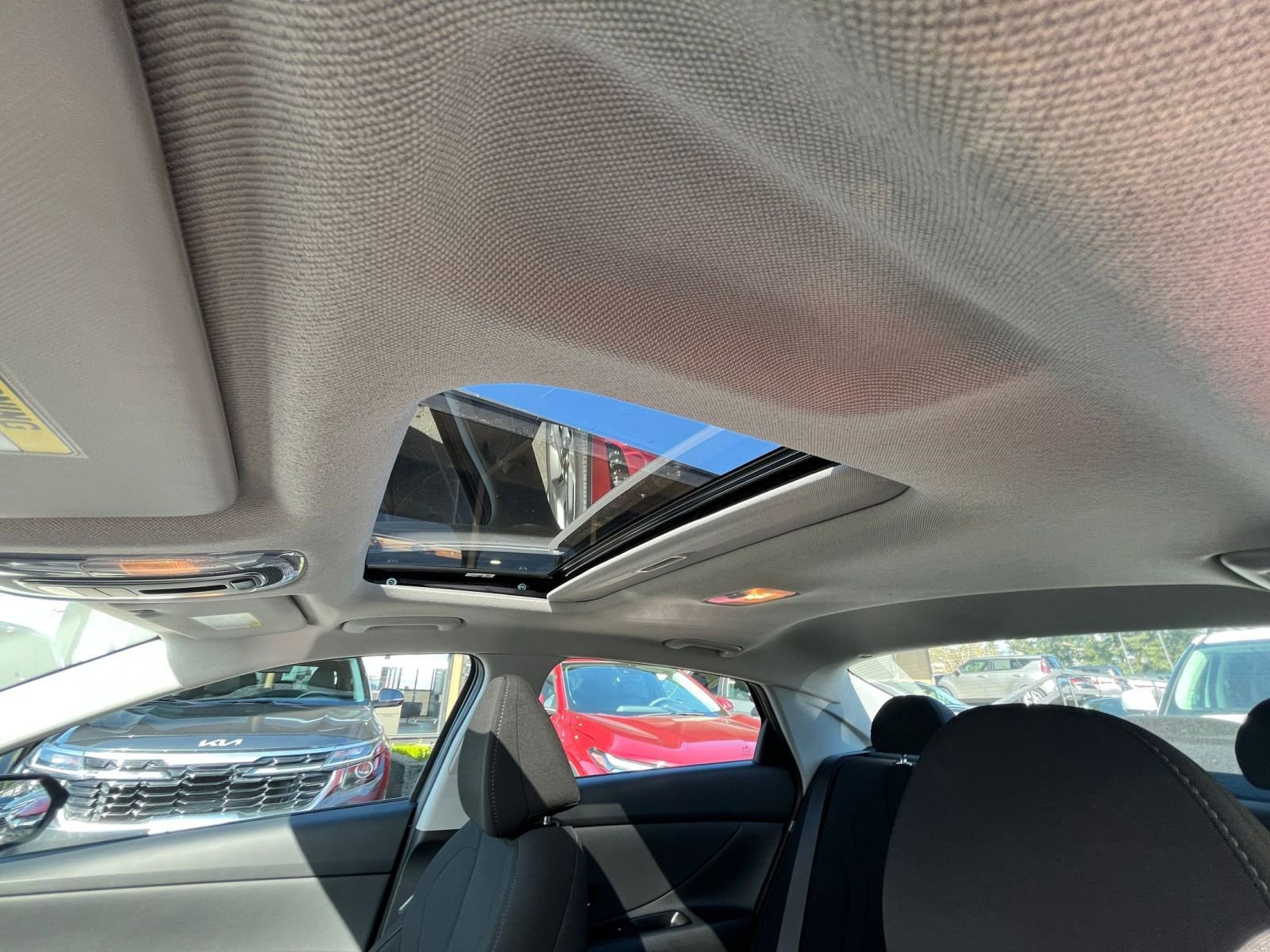 Thumbnail: 2025 Hyundai Elantra - 31