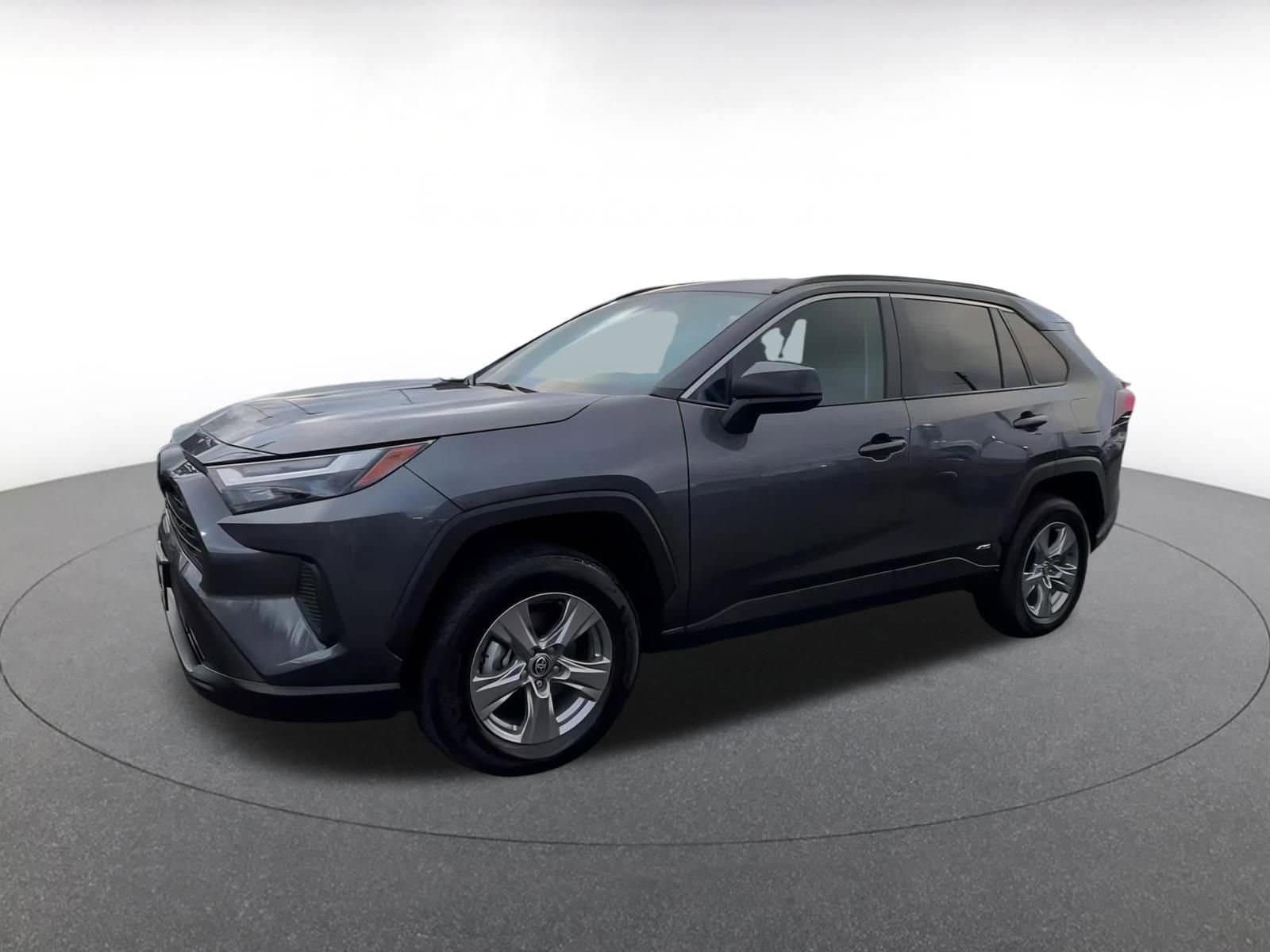 Thumbnail: 2025 Toyota RAV4 - 8