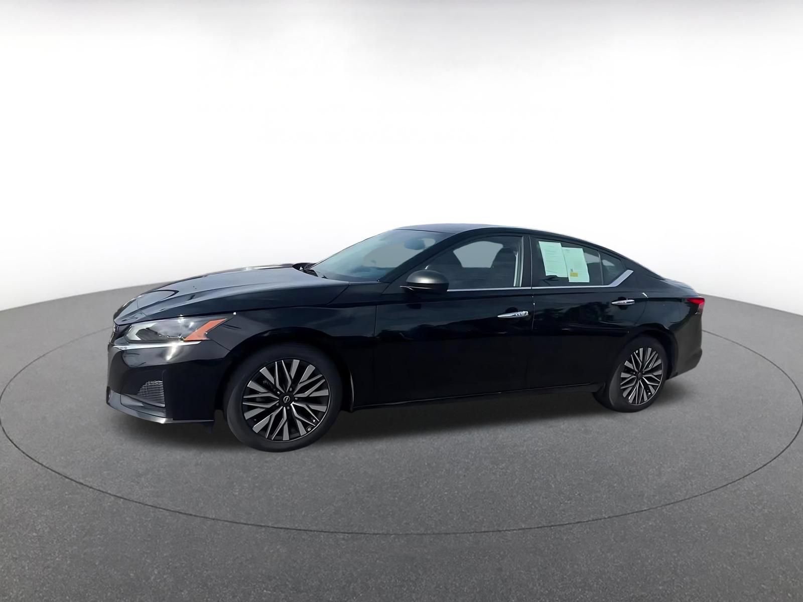 Thumbnail: 2025 Nissan Altima - 7