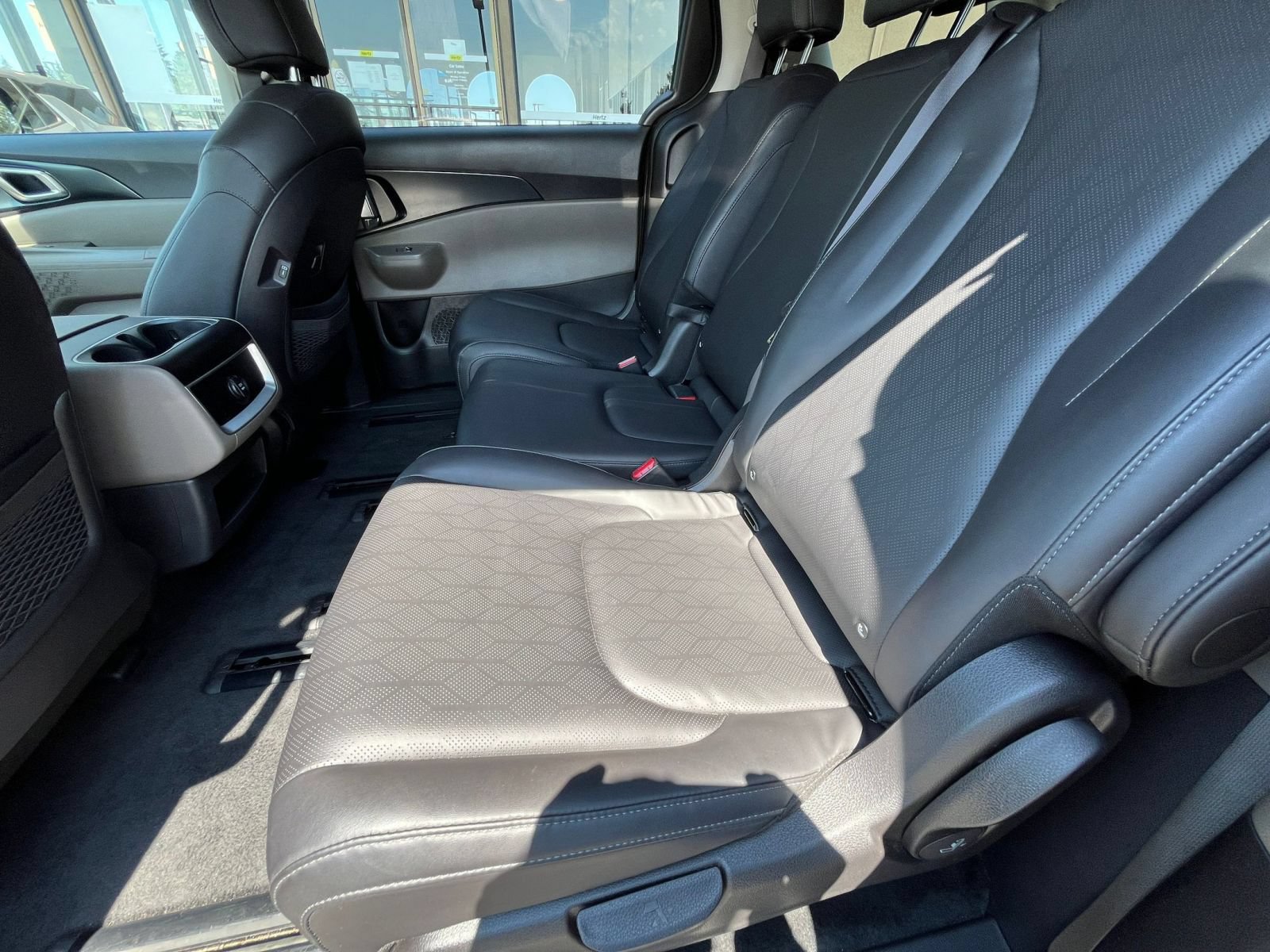 Thumbnail: 2026 Kia Carnival - 28