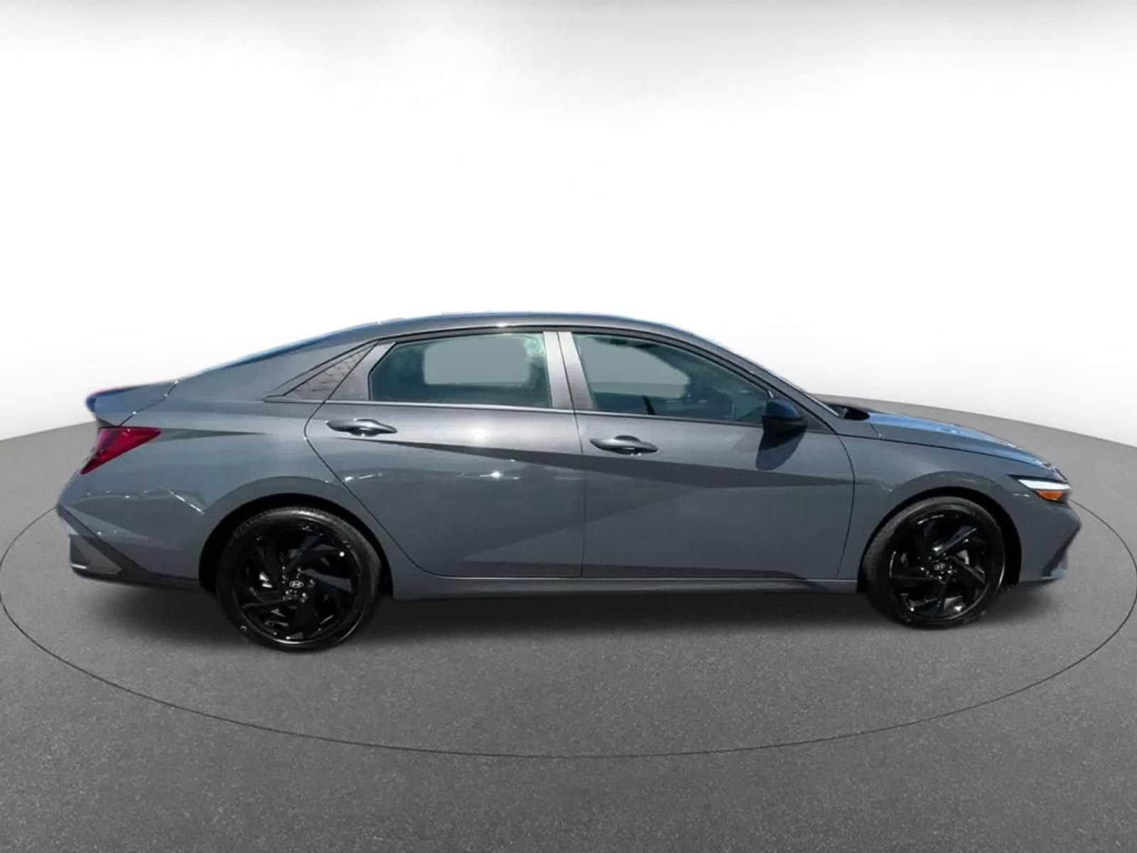 Thumbnail: 2026 Hyundai Elantra - 16