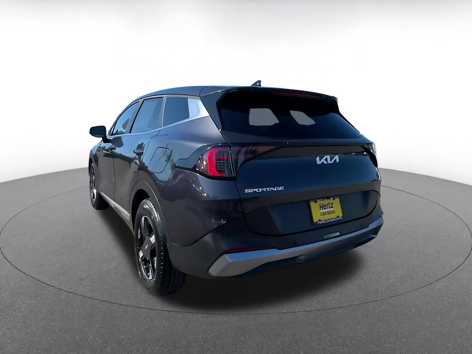 Thumbnail: 2026 Kia Sportage - 10