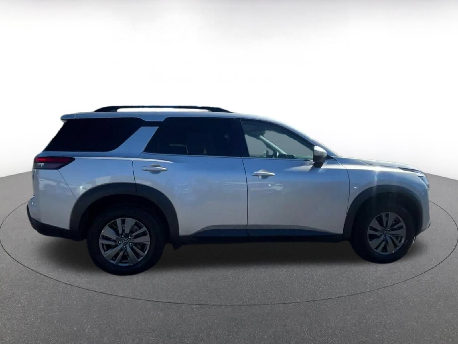Thumbnail: 2025 Nissan Pathfinder - 15