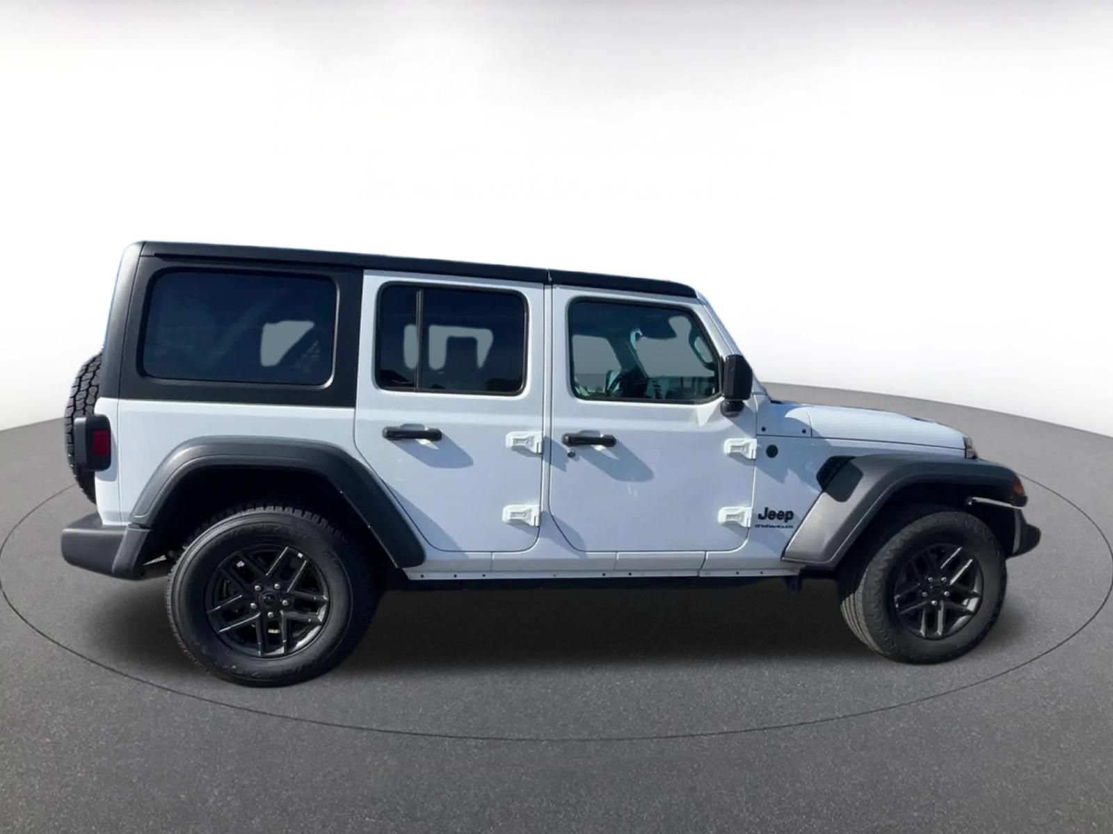 Thumbnail: 2025 Jeep Wrangler - 16