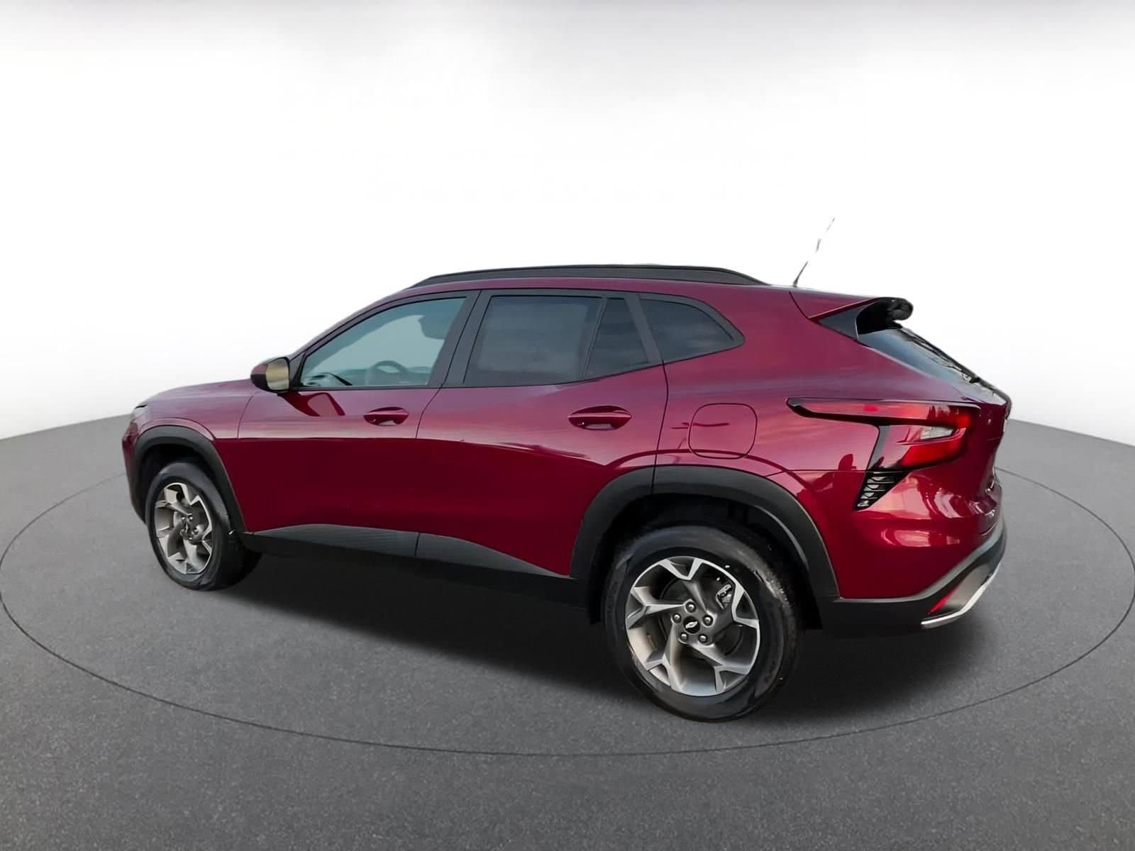 Thumbnail: 2025 Chevrolet Trax - 10