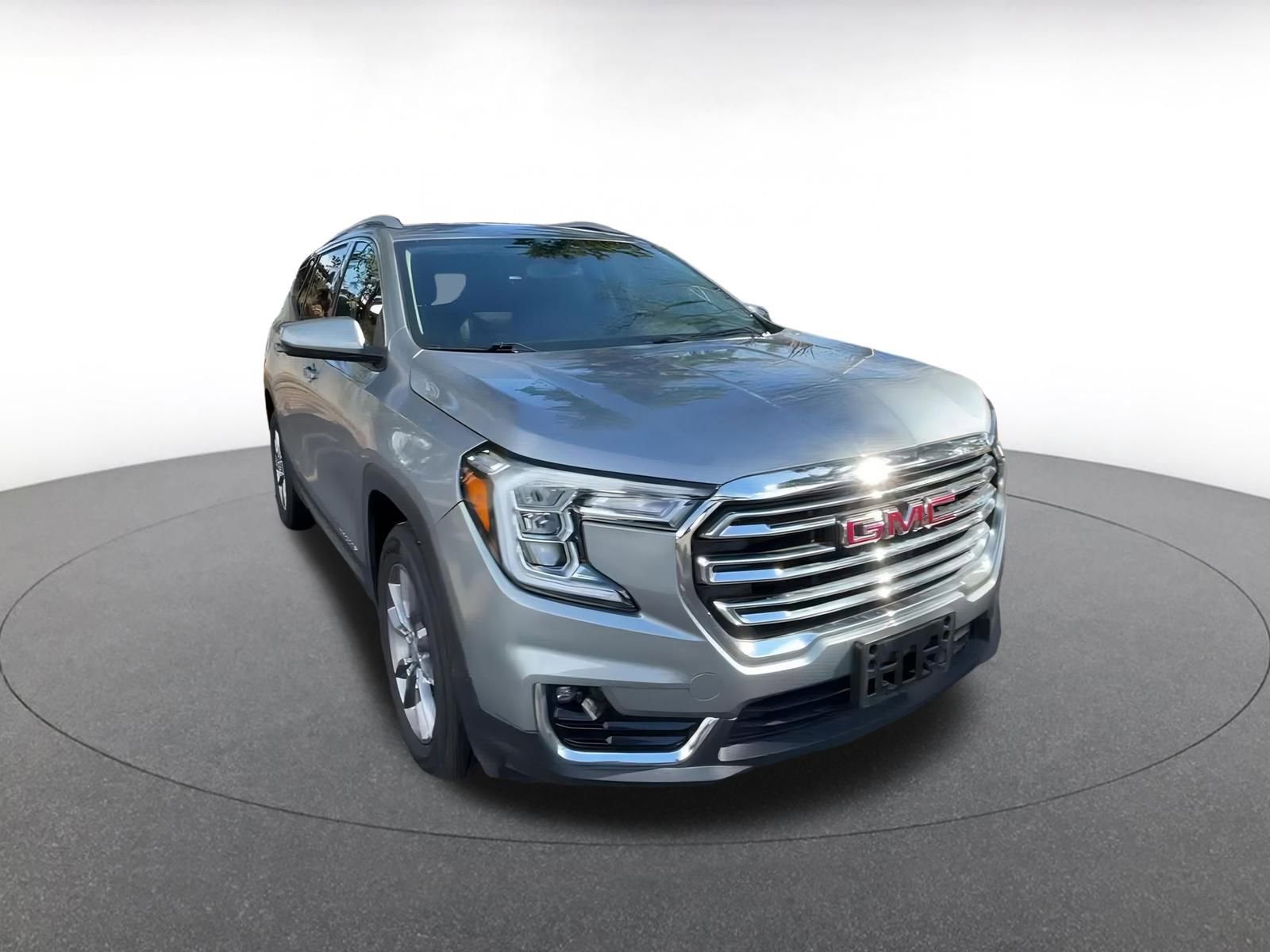 Thumbnail: 2024 GMC Terrain - 3
