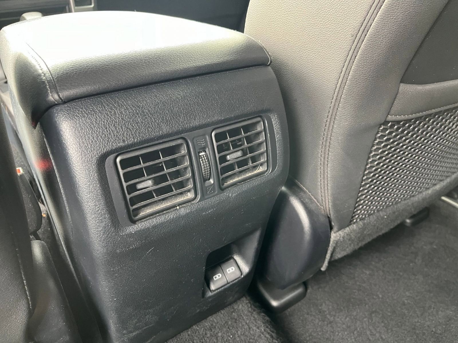 Thumbnail: 2024 Toyota 4Runner - 24