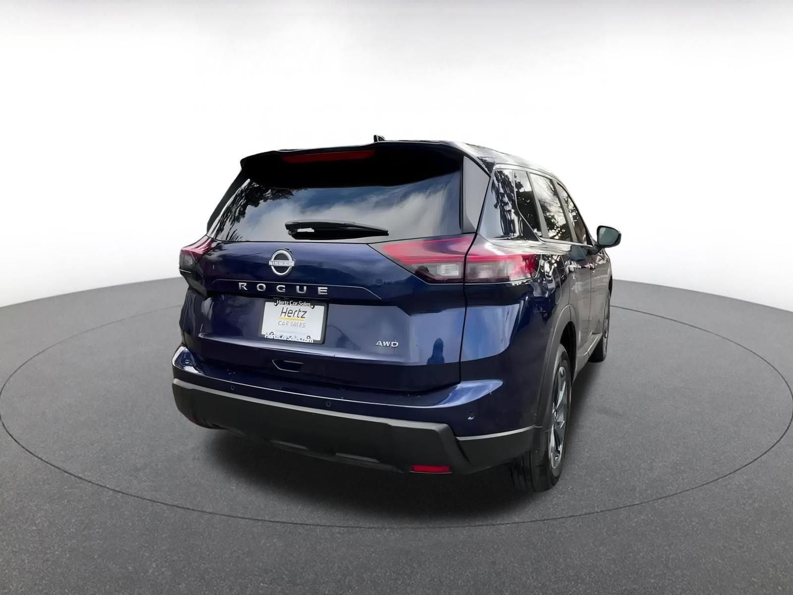 Thumbnail: 2025 Nissan Rogue - 15