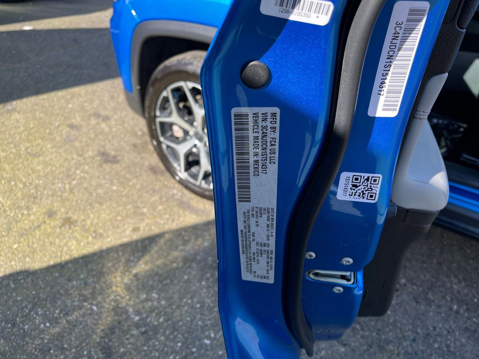 Thumbnail: 2025 Jeep Compass - 30