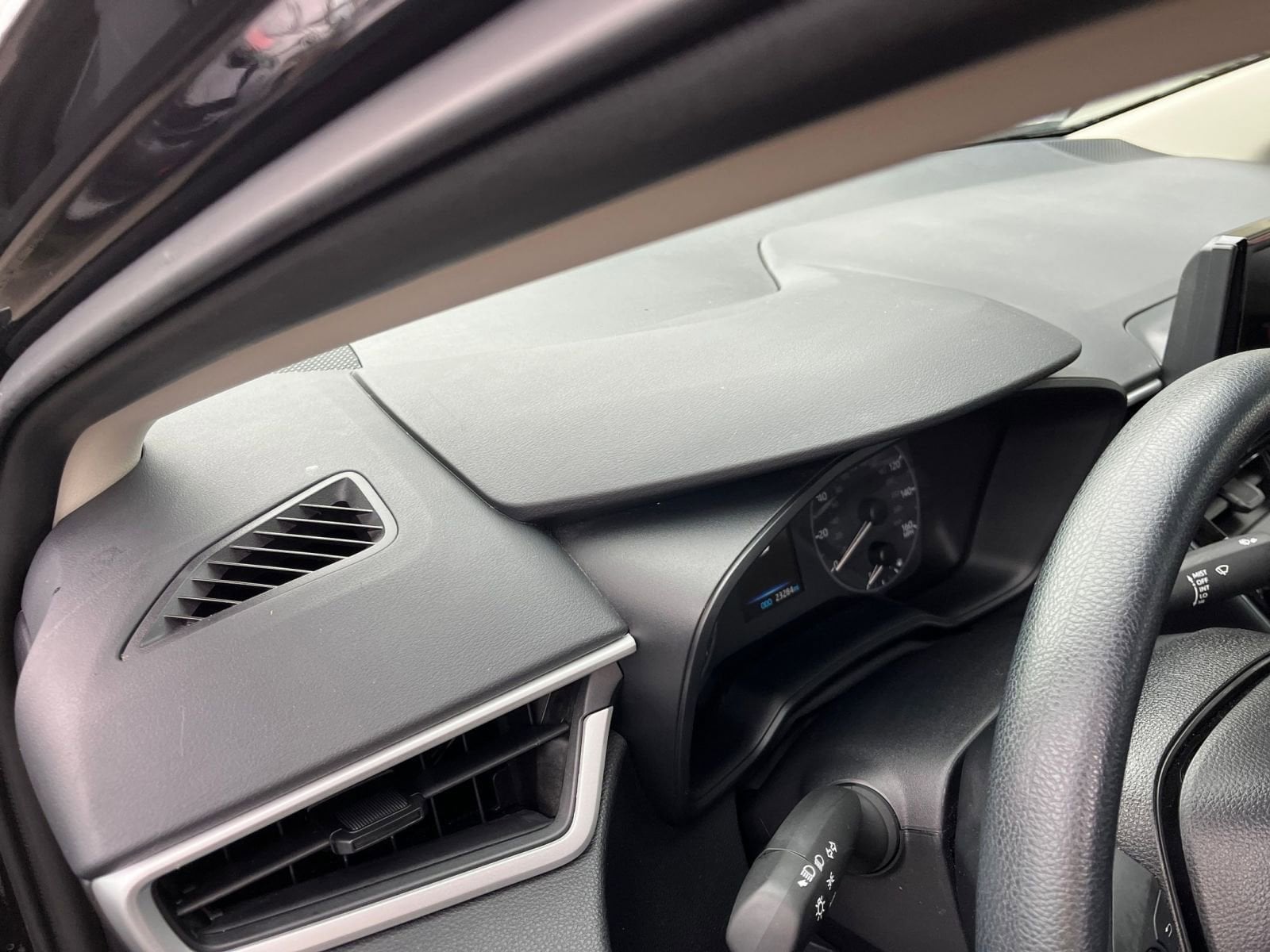 Thumbnail: 2025 Toyota Corolla - 34