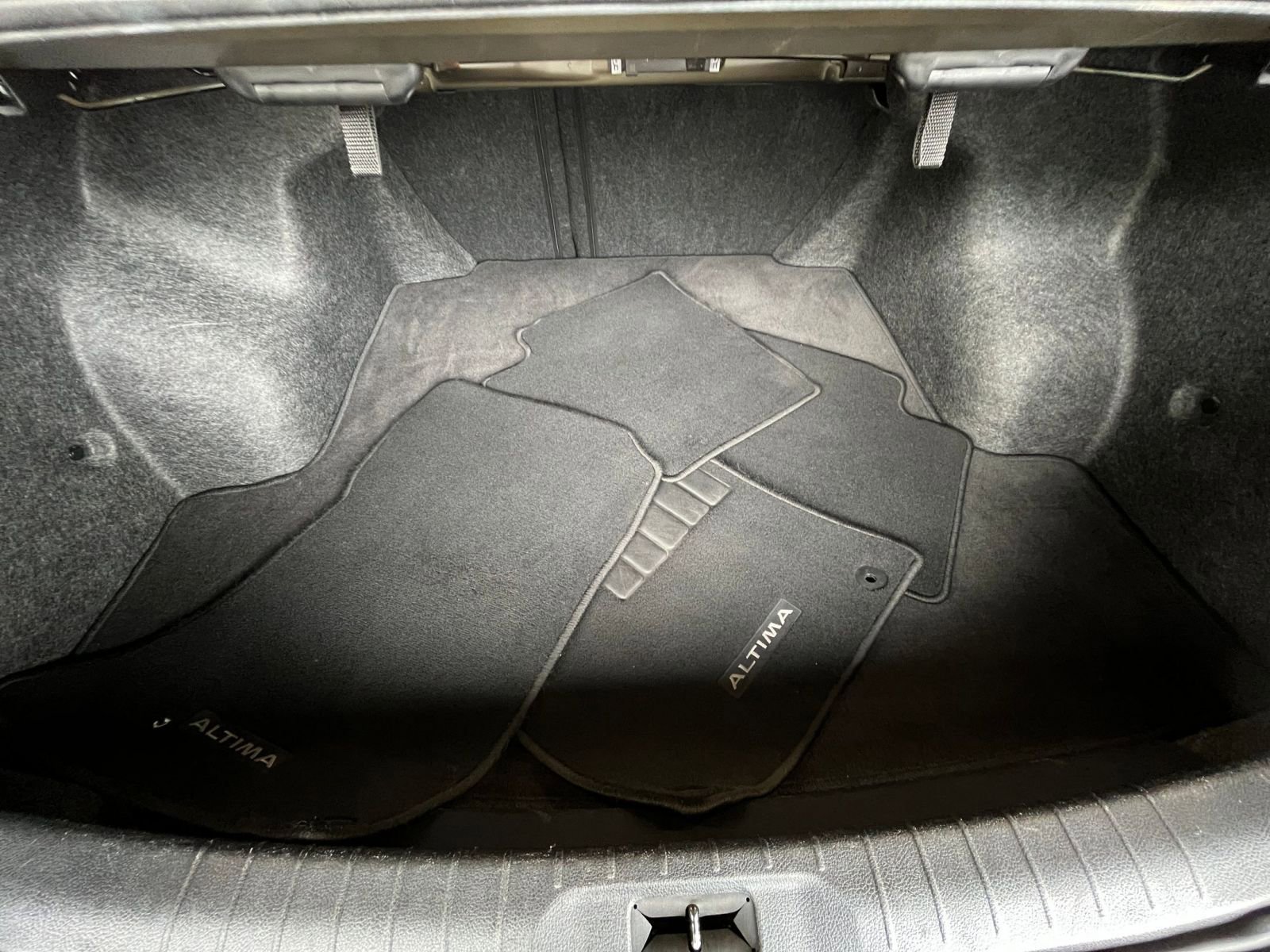 Thumbnail: 2024 Nissan Altima - 31