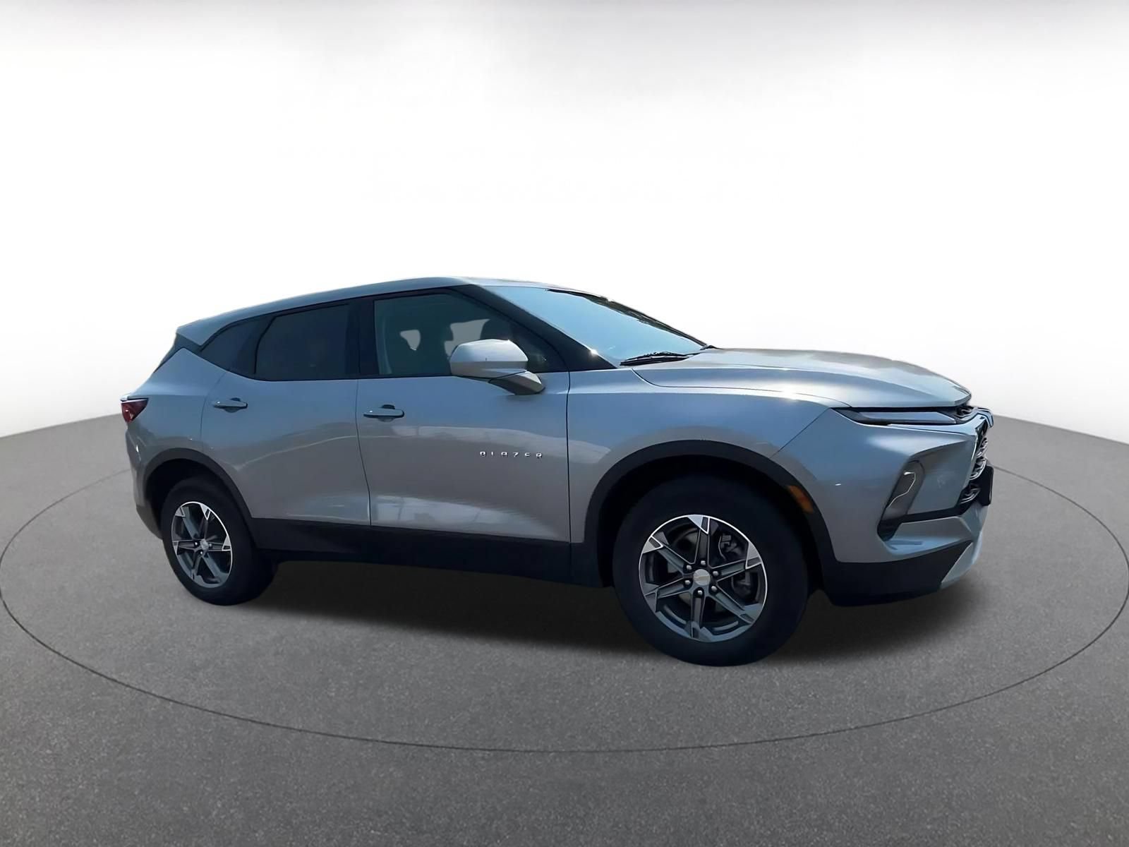 Thumbnail: 2025 Chevrolet Blazer - 2