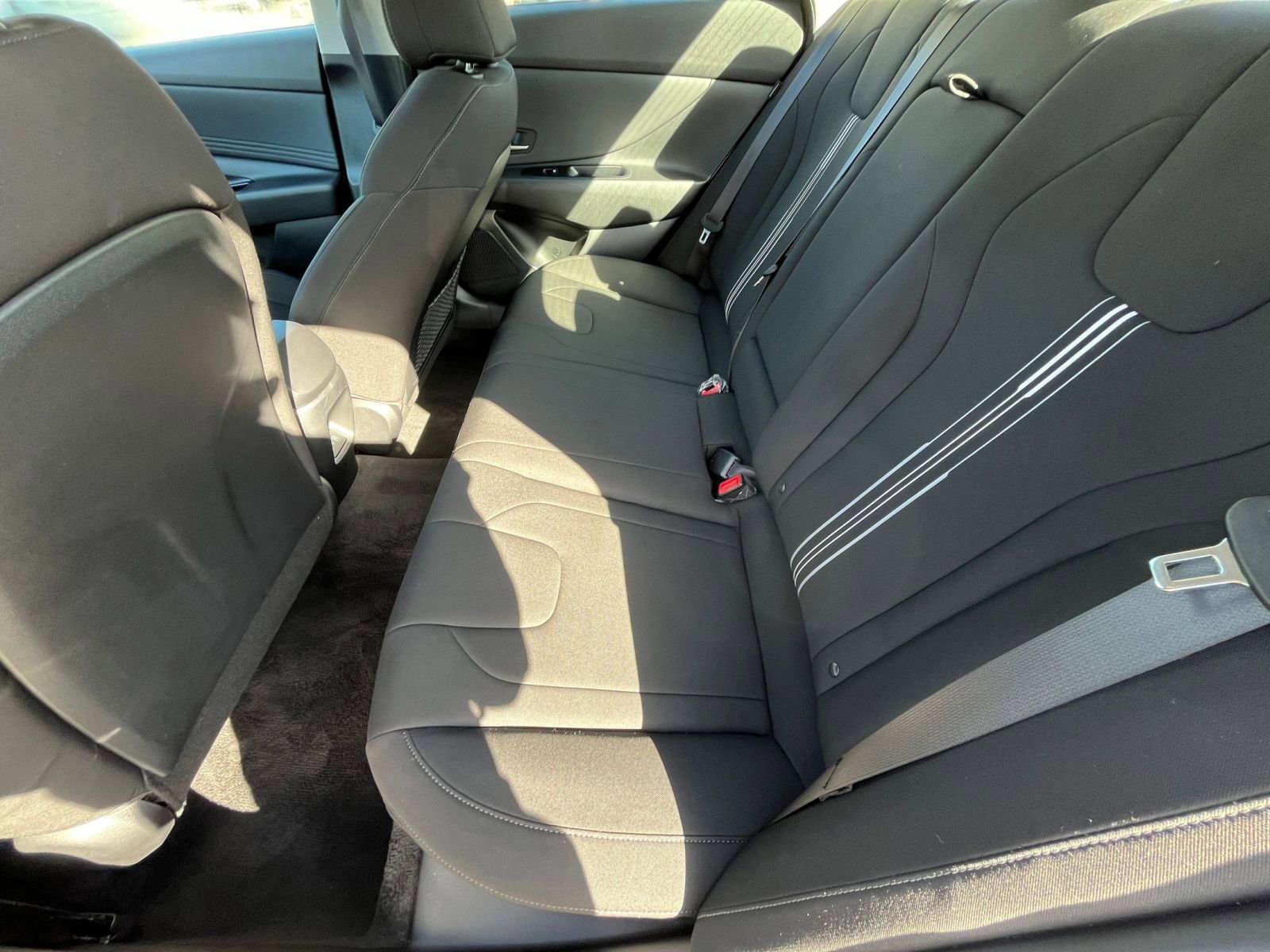 Thumbnail: 2025 Hyundai Elantra - 25