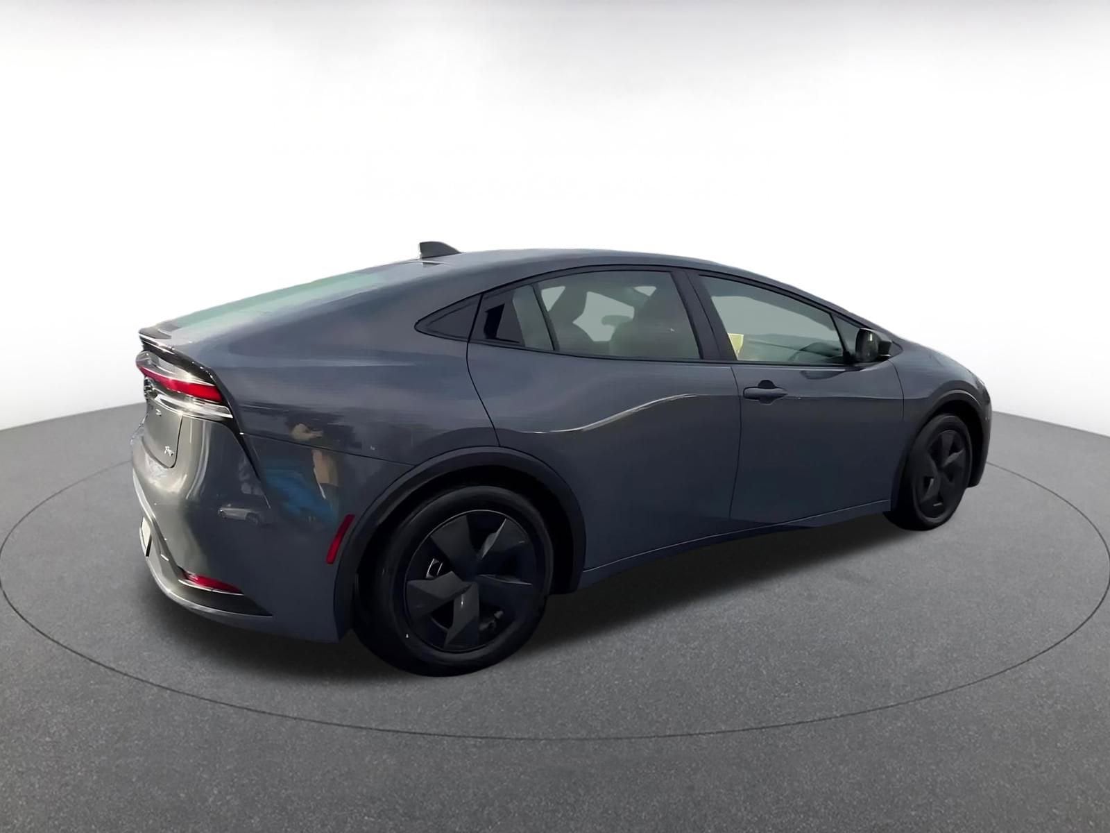 Thumbnail: 2025 Toyota Prius - 14