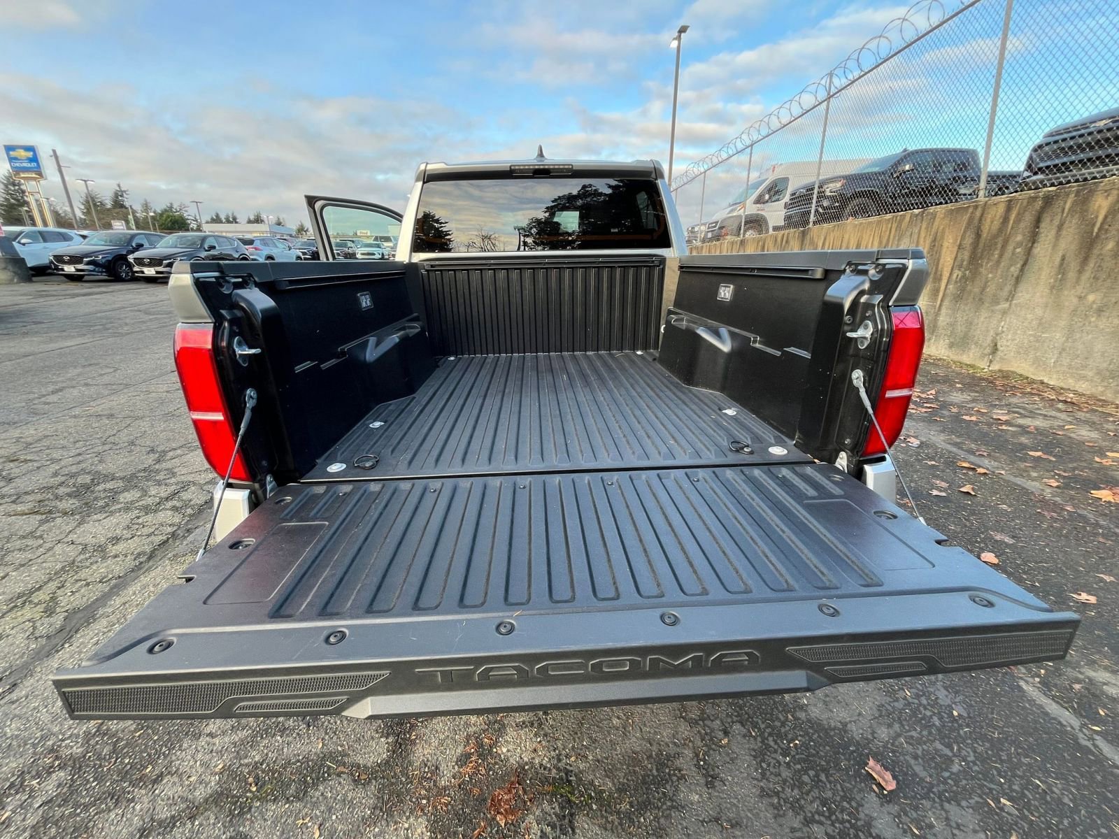 Thumbnail: 2025 Toyota Tacoma - 31