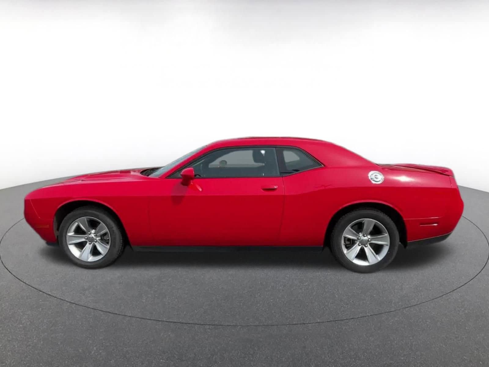Thumbnail: 2022 Dodge Challenger - 7