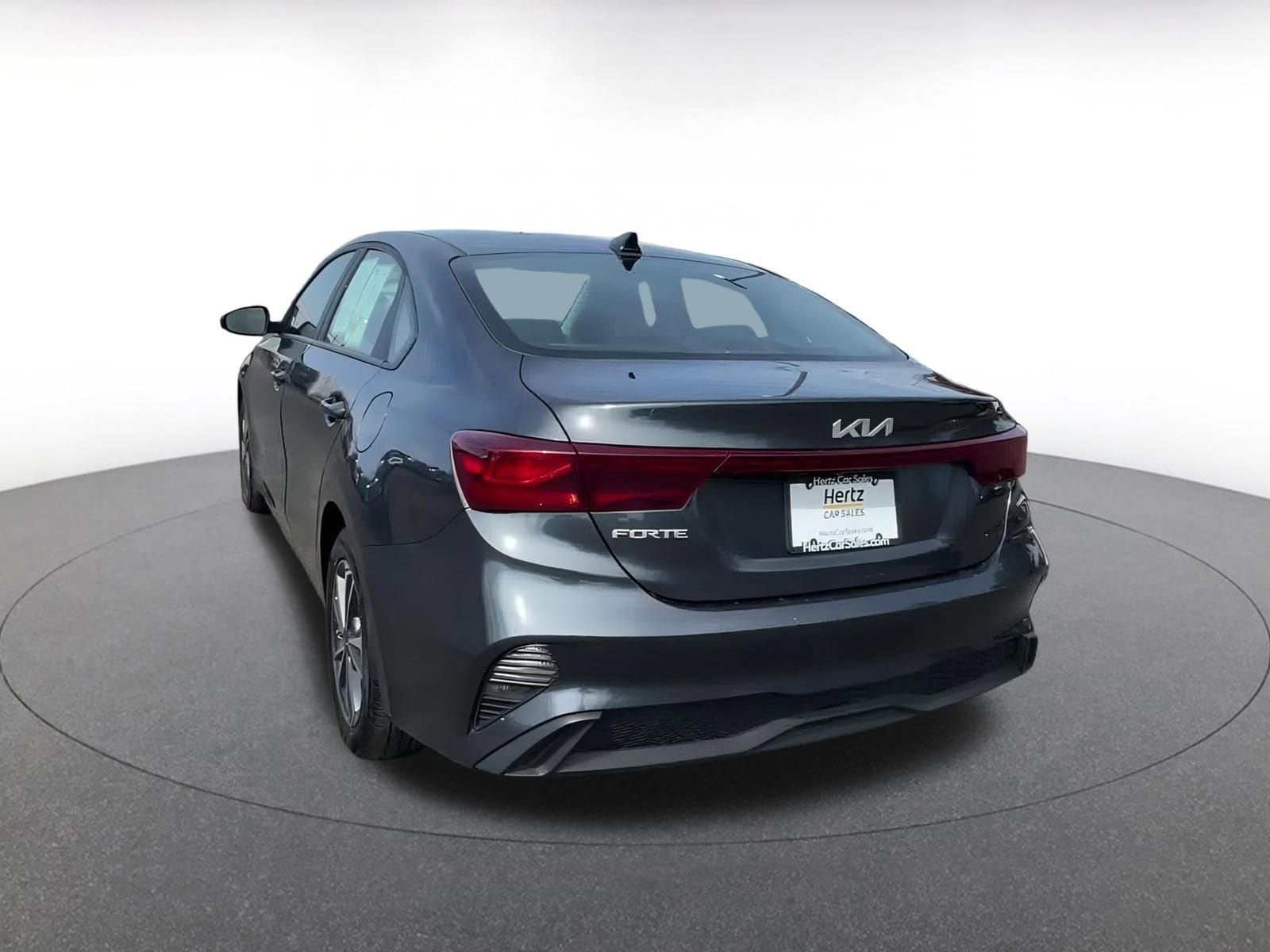 Thumbnail: 2024 Kia Forte - 4