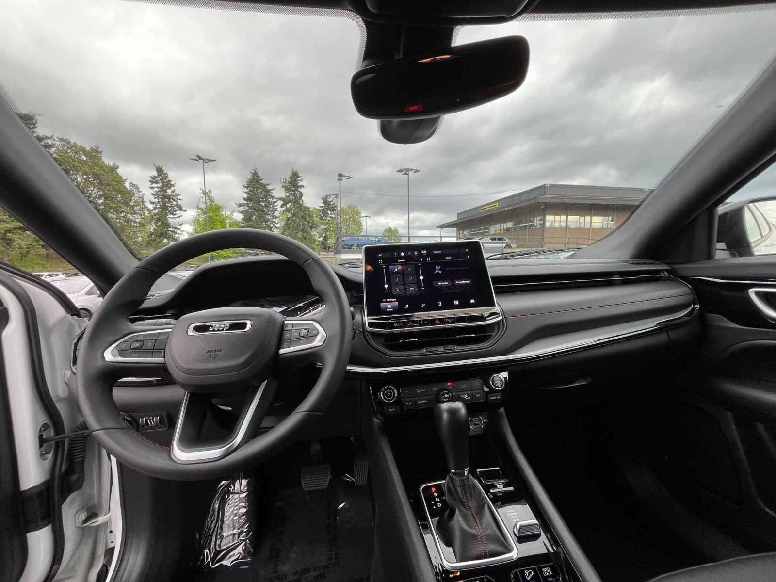 Thumbnail: 2025 Jeep Compass - 33