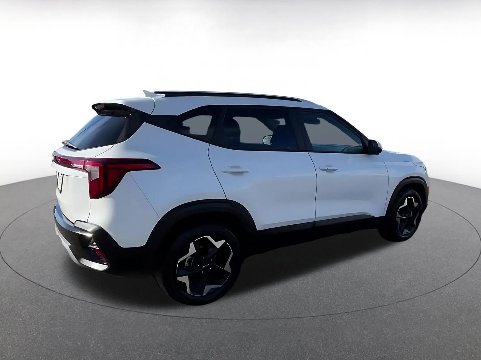 Thumbnail: 2025 Kia Seltos - 14