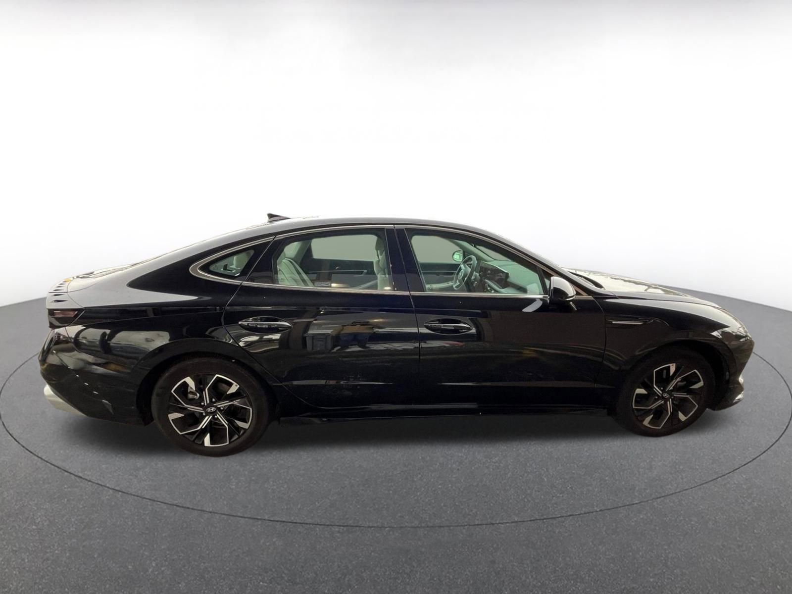 Thumbnail: 2025 Hyundai Sonata - 8