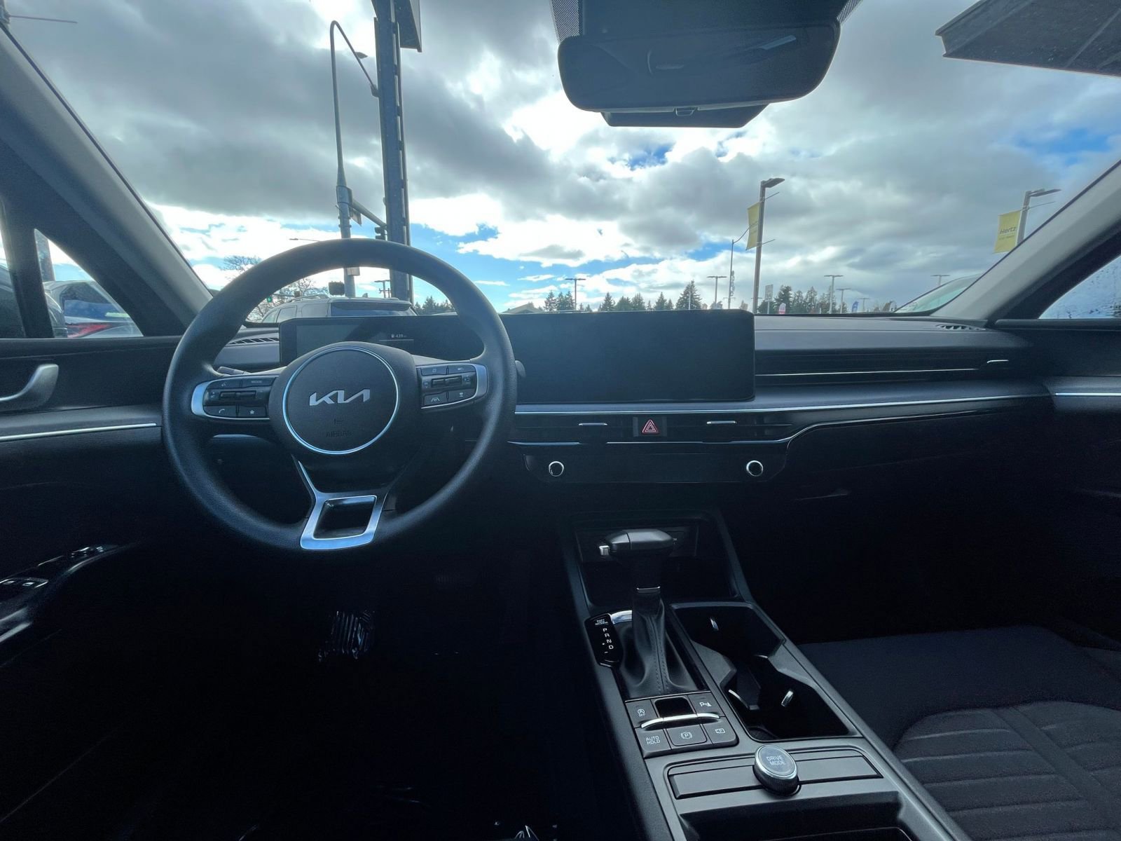 Thumbnail: 2025 Kia K5 - 34