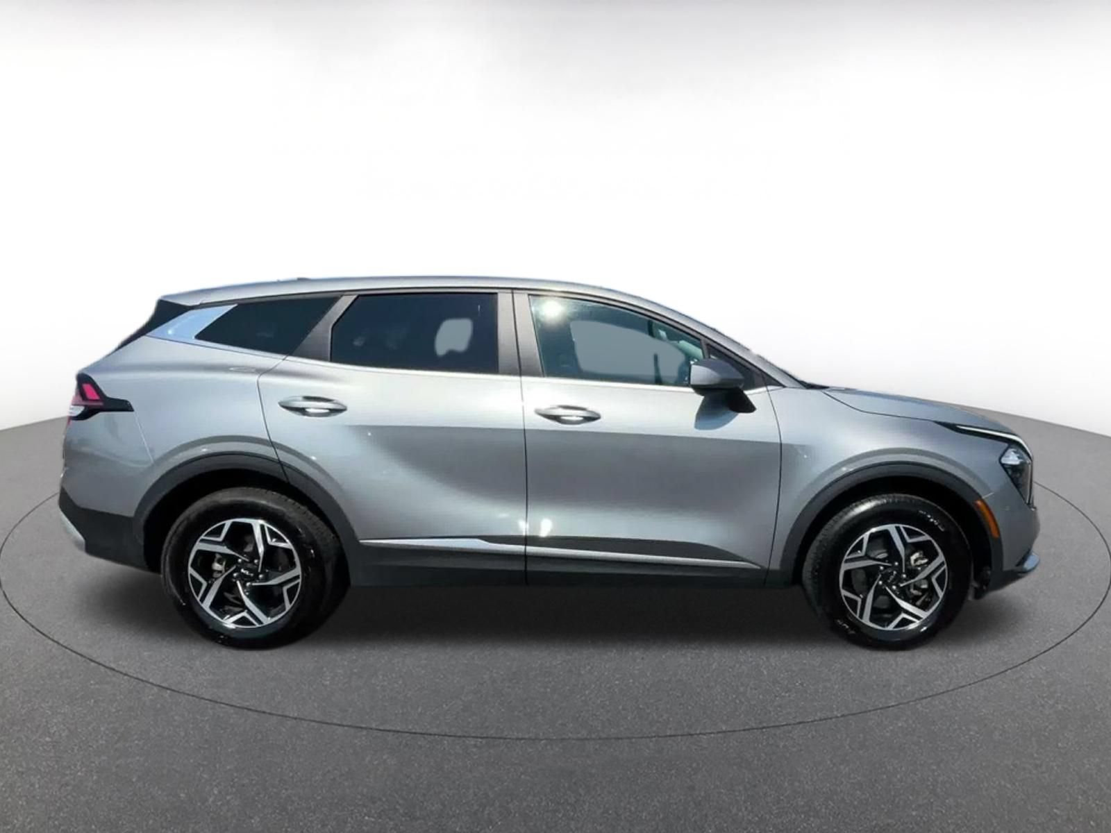Thumbnail: 2023 Kia Sportage - 15