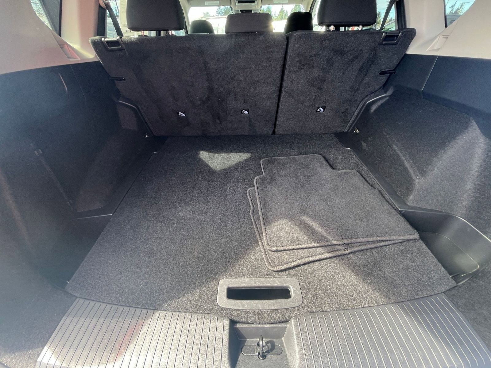 Thumbnail: 2025 Nissan Rogue - 33