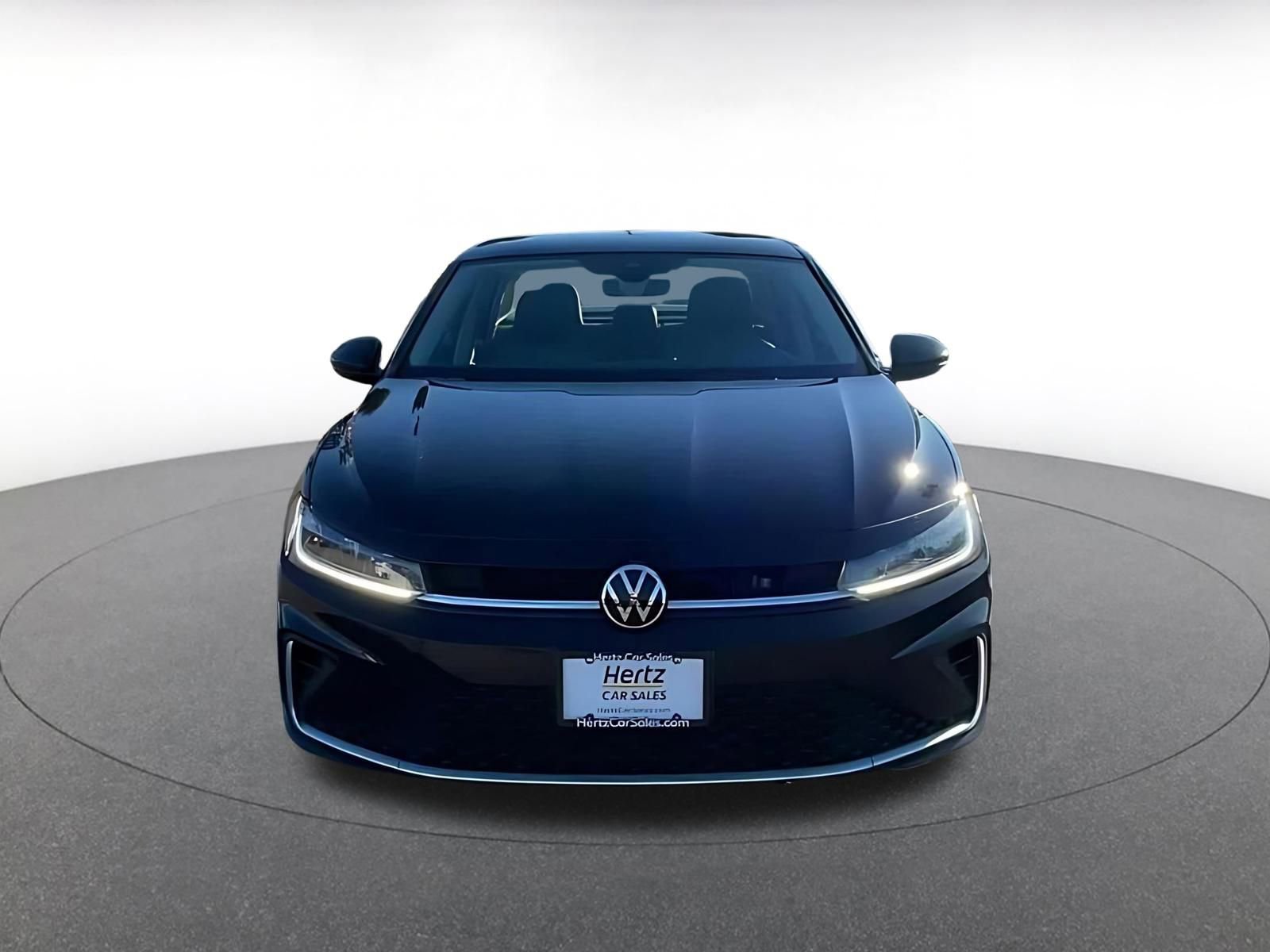 Thumbnail: 2025 Volkswagen Jetta - 4