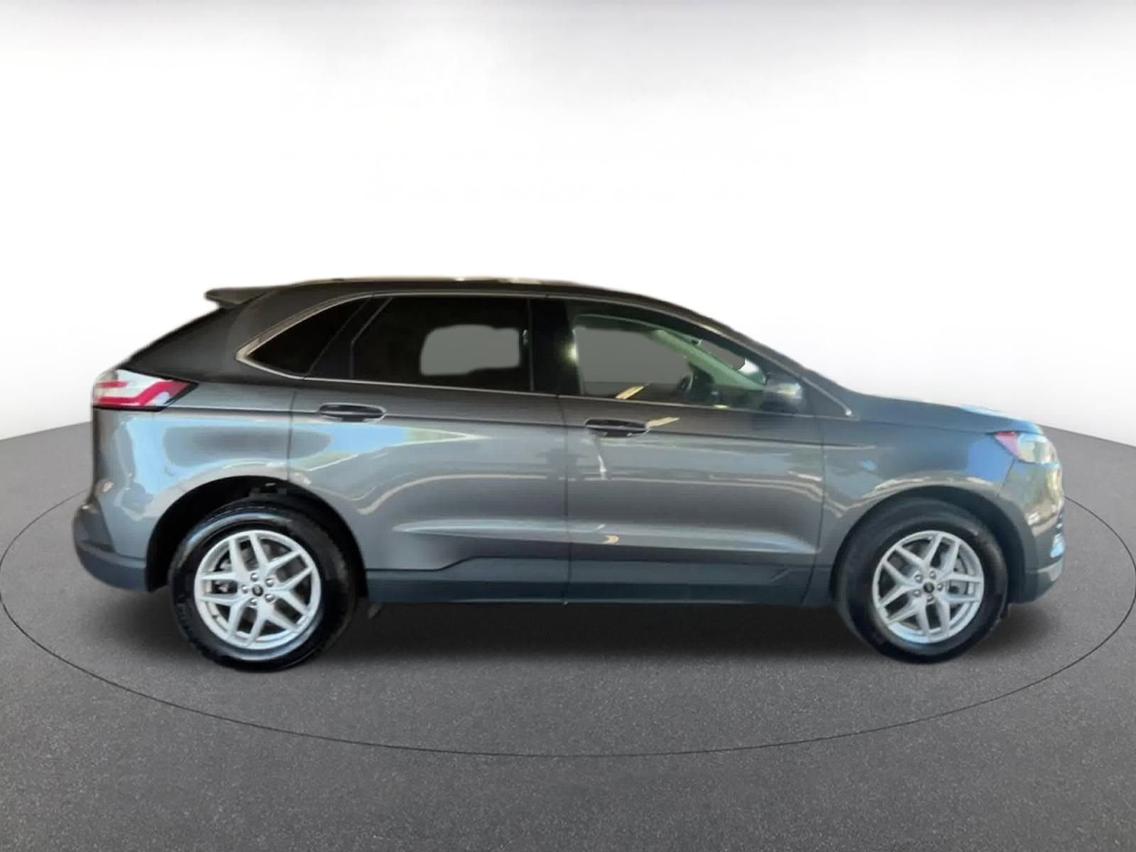 Thumbnail: 2024 Ford Edge - 16