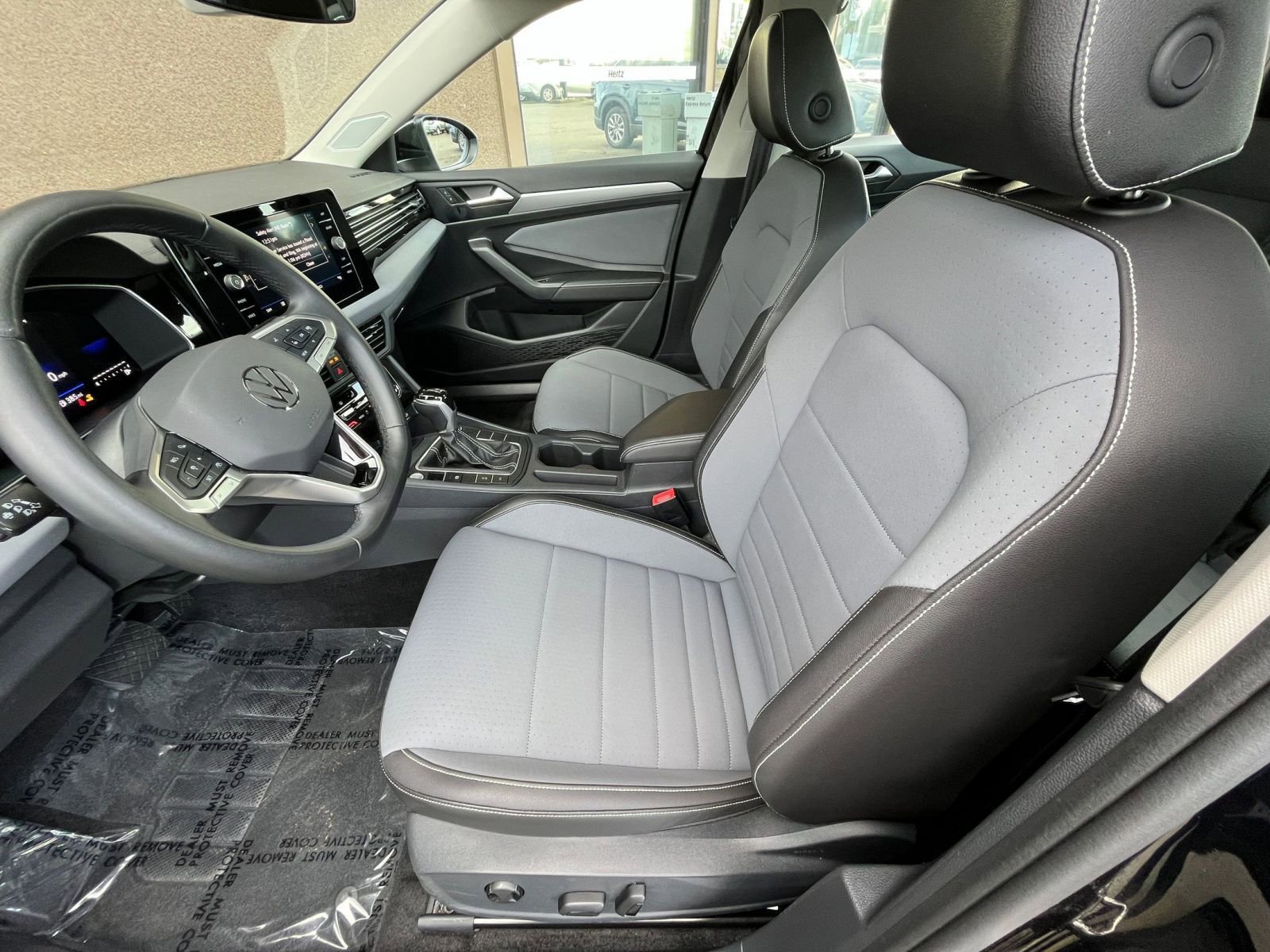 Thumbnail: 2025 Volkswagen Jetta - 29