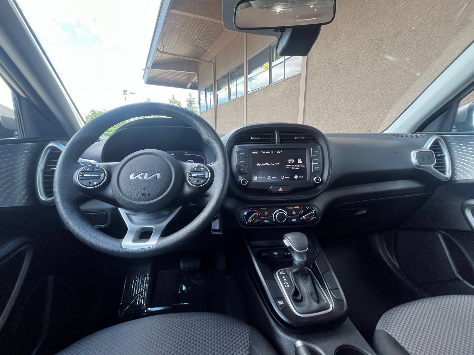 Thumbnail: 2025 Kia Soul - 33
