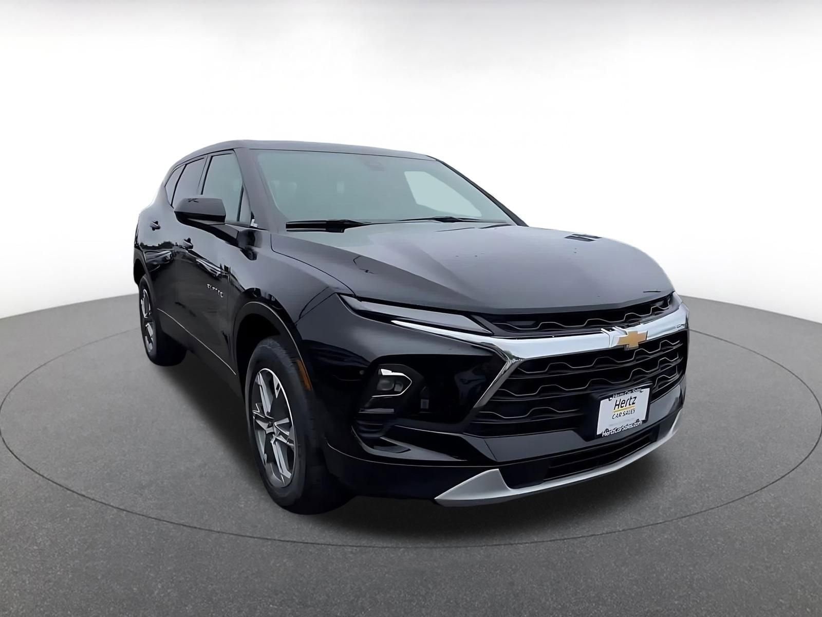 Thumbnail: 2025 Chevrolet Blazer - 3