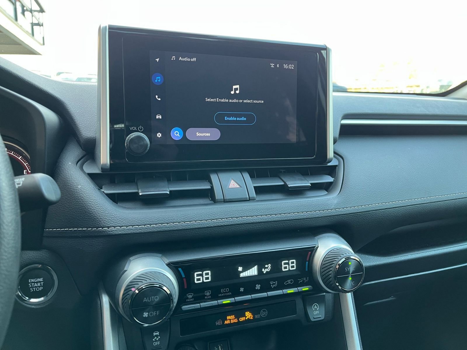 Thumbnail: 2025 Toyota RAV4 - 20