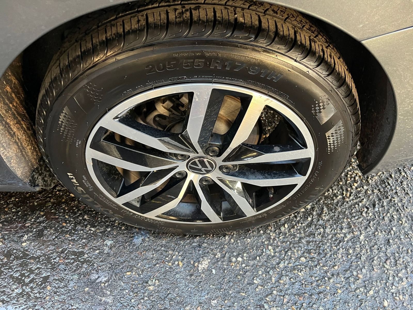 Thumbnail: 2025 Volkswagen Jetta - 32