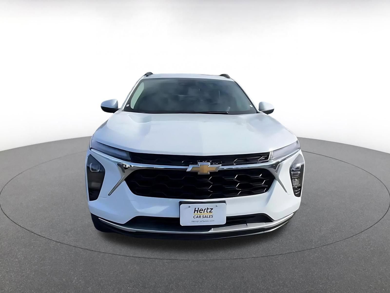 Thumbnail: 2025 Chevrolet Trax - 4