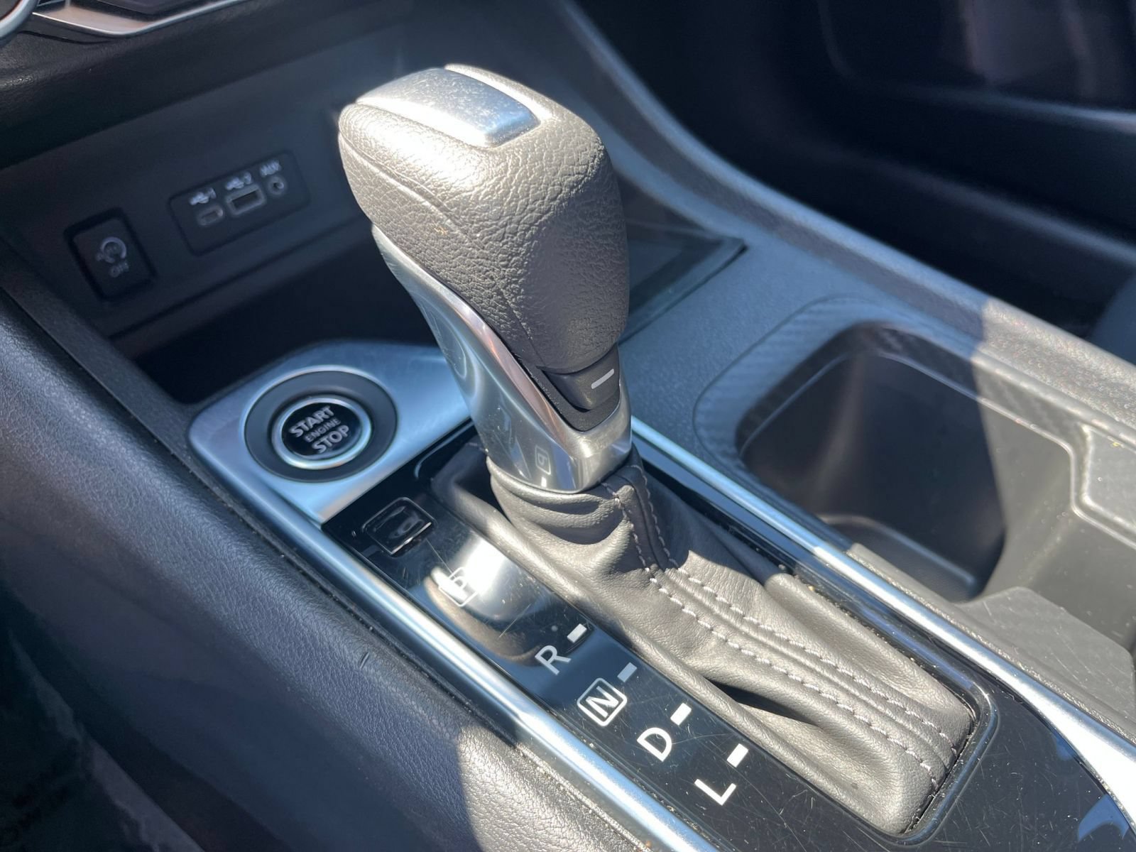 2025 Nissan Sentra SV - Photo 41