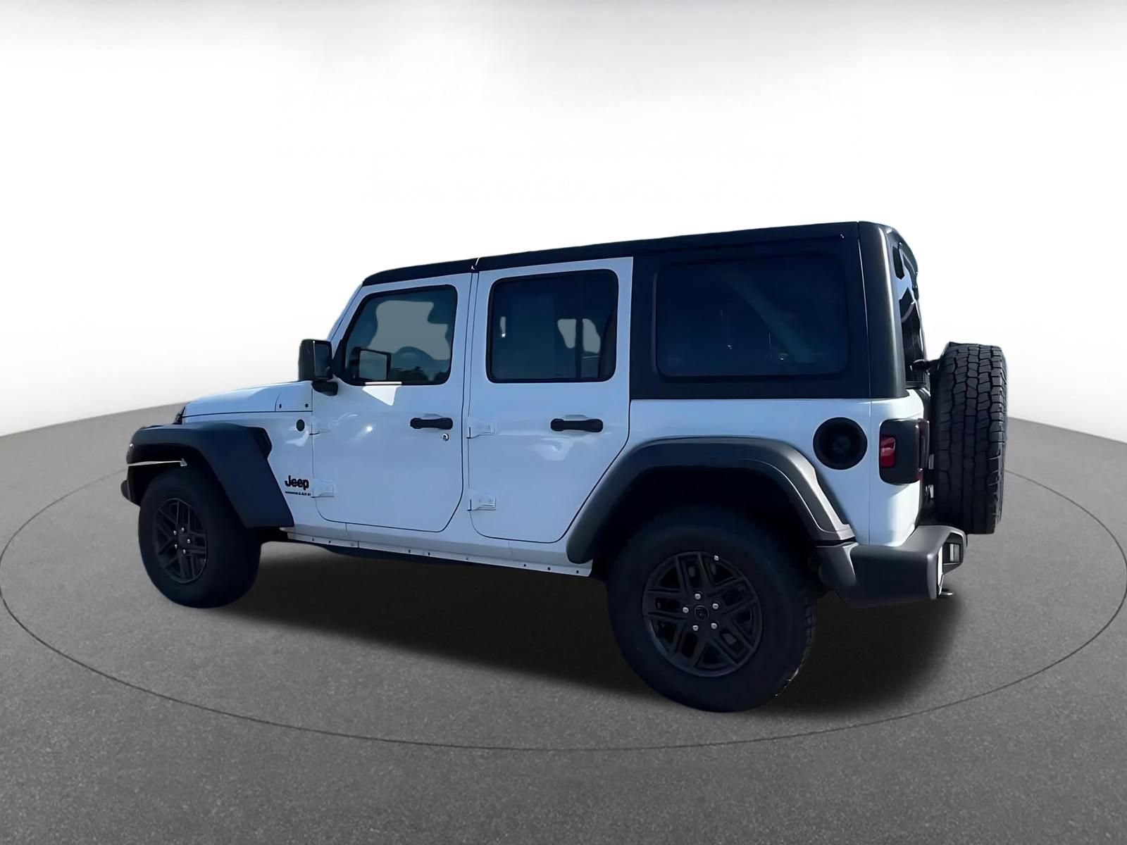 Thumbnail: 2025 Jeep Wrangler - 10