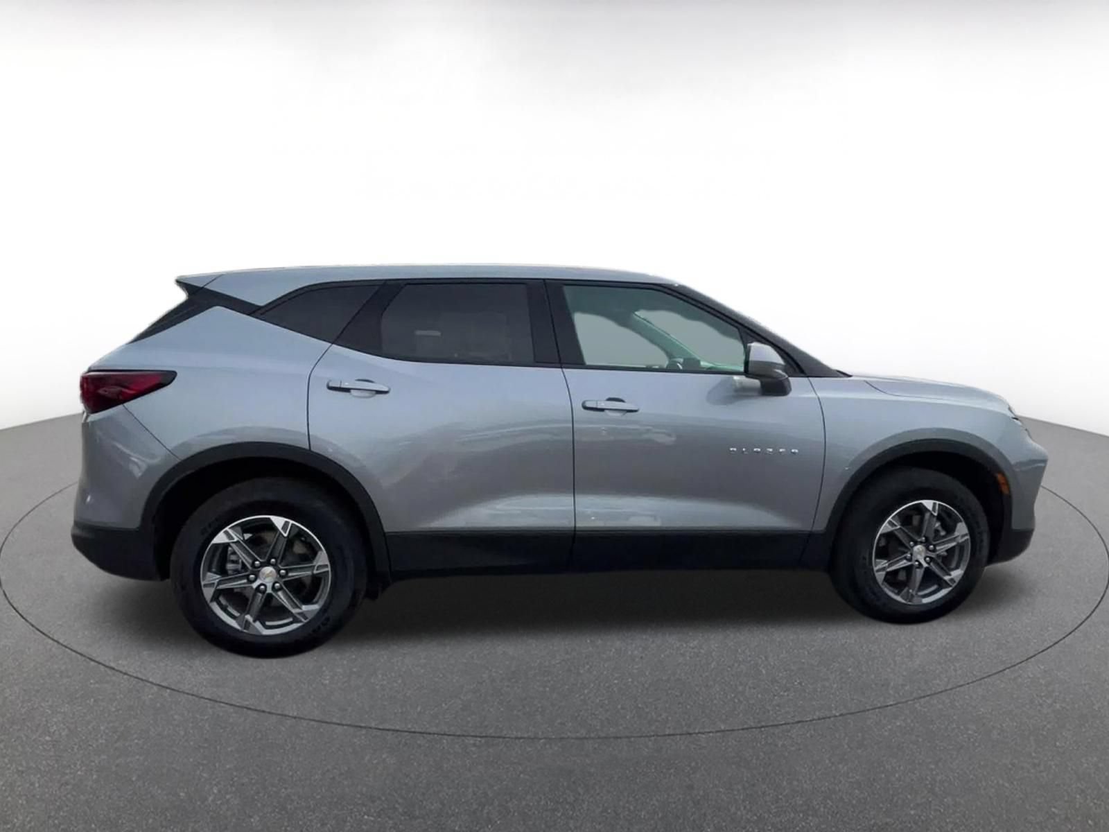 Thumbnail: 2026 Chevrolet Blazer - 13