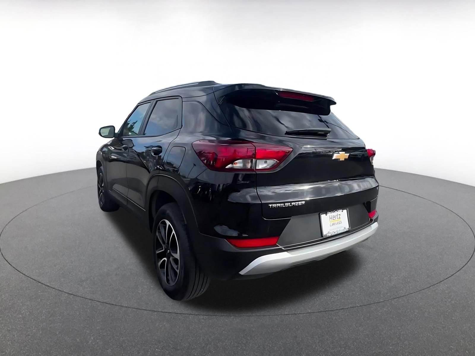 Thumbnail: 2025 Chevrolet TrailBlazer - 11