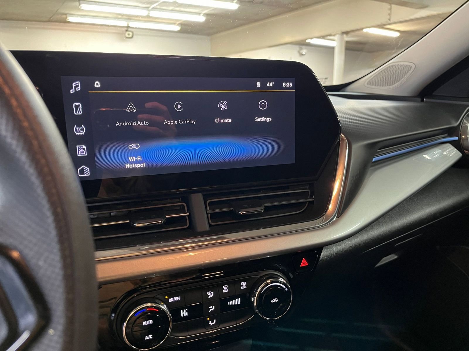 Thumbnail: 2025 Chevrolet Trax - 21