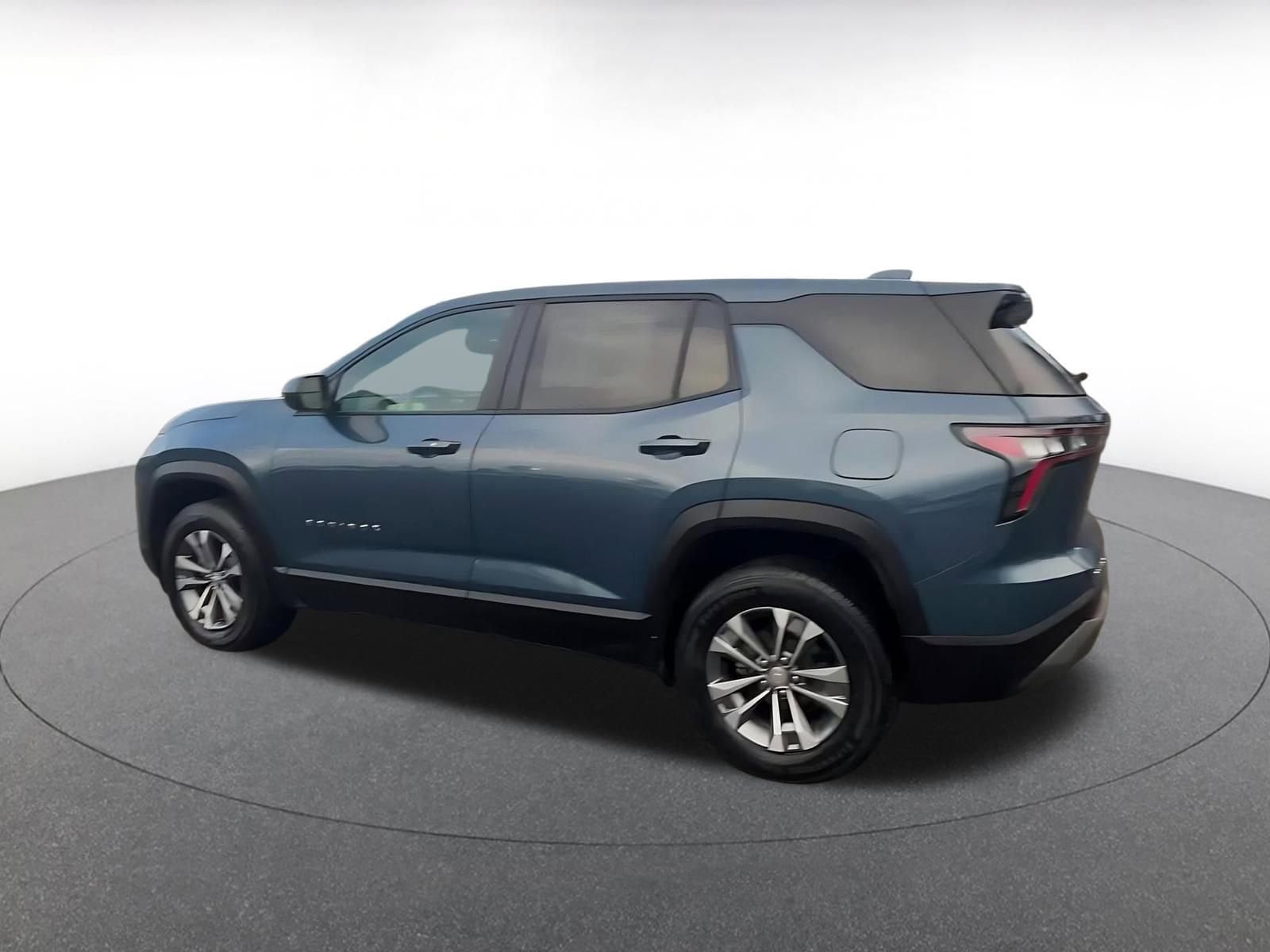 Thumbnail: 2025 Chevrolet Equinox - 10