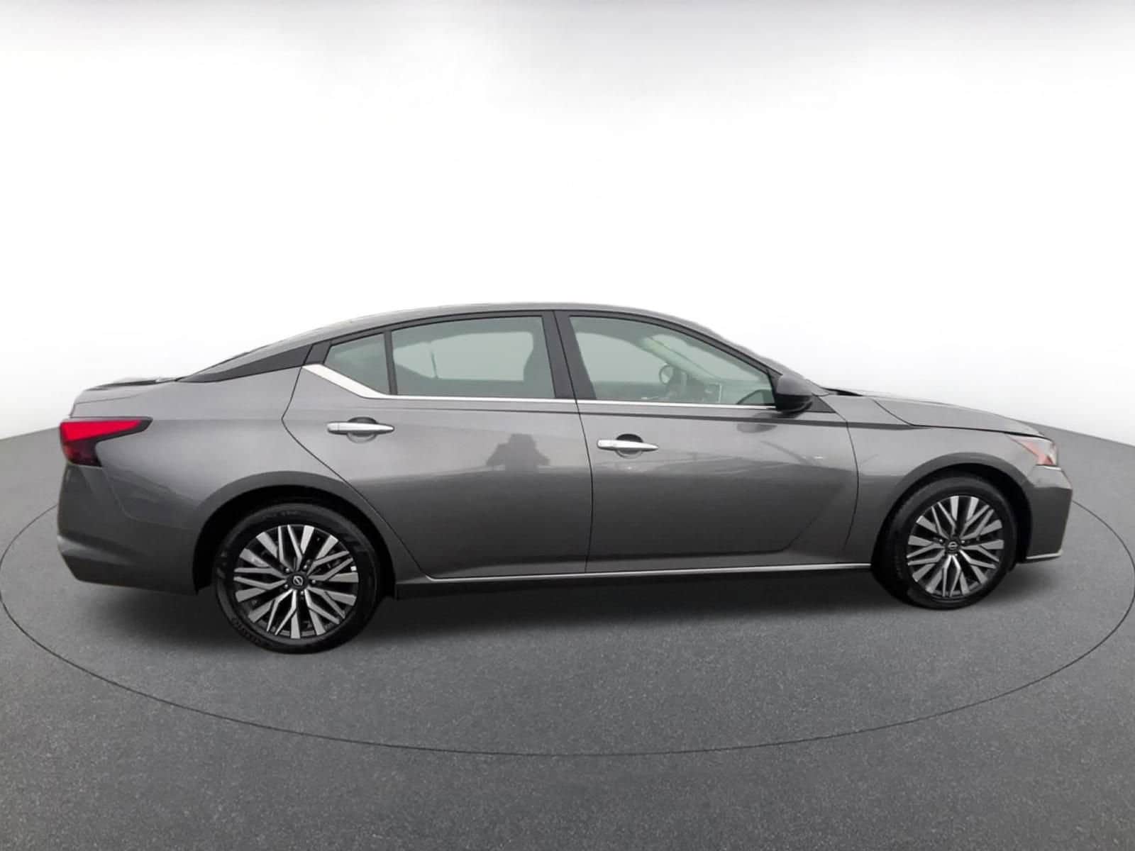 Thumbnail: 2025 Nissan Altima - 16