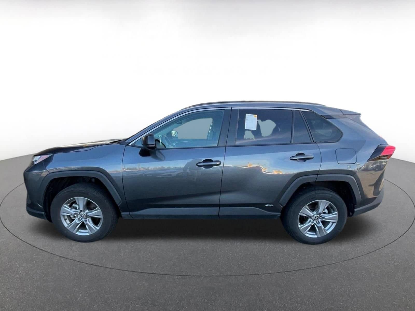 Thumbnail: 2025 Toyota RAV4 - 4